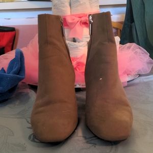 Zara Trafaluc (Size: EU 38/US 7.5) Khaki Ankle Heel Boots